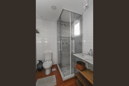 Banheiro da Suíte de apartamento para alugar com 2 quartos, 75m² em Jardim Carvalho, Porto Alegre