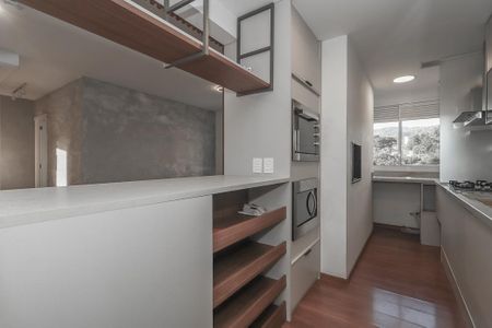 Cozinha de apartamento para alugar com 2 quartos, 75m² em Jardim Carvalho, Porto Alegre