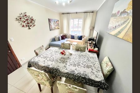 Sala de casa à venda com 4 quartos, 150m² em Vila Vitorio Mazzei, São Paulo