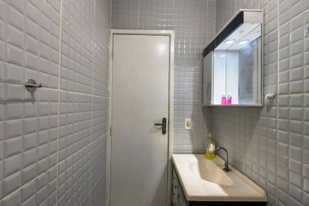 Apartamento para alugar com 67m², 2 quartos e 1 vaga Apartamento para alugar com 67m², 2 quartos e 1 vagaBanheiro