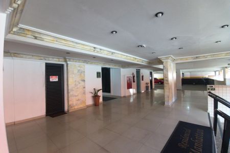 Apartamento para alugar com 67m², 2 quartos e 1 vaga Apartamento para alugar com 67m², 2 quartos e 1 vagaHall de entrada