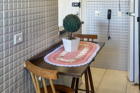 Apartamento para alugar com 67m², 2 quartos e 1 vaga Apartamento para alugar com 67m², 2 quartos e 1 vagaCozinha