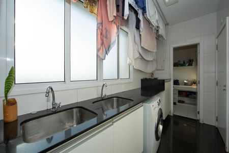 Apartamento para alugar com 200m², 4 quartos e 4 vagasAREA DE SERVICO