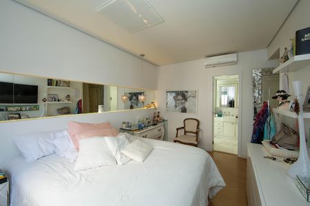 Apartamento para alugar com 200m², 4 quartos e 4 vagasQUARTO3