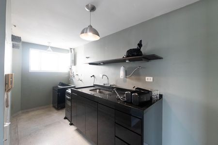 Cozinha e Área de Serviço de apartamento à venda com 1 quarto, 90m² em Bela Vista, São Paulo