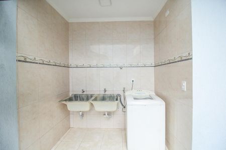 Casa à venda com 180m², 3 quartos e 5 vagas Casa à venda com 180m², 3 quartos e 5 vagasÁrea de Serviço