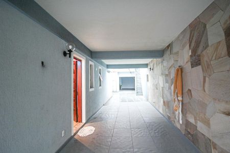 Casa à venda com 180m², 3 quartos e 5 vagas Casa à venda com 180m², 3 quartos e 5 vagasGaragem