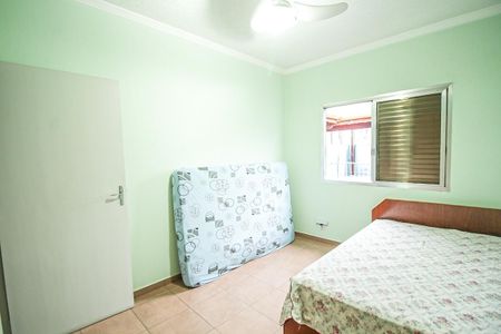 Casa à venda com 180m², 3 quartos e 5 vagas Casa à venda com 180m², 3 quartos e 5 vagasQuarto 2
