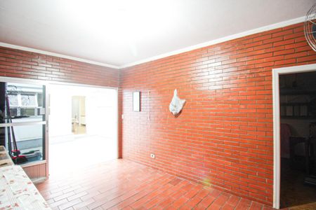 Casa à venda com 180m², 3 quartos e 5 vagas Casa à venda com 180m², 3 quartos e 5 vagasEdicula