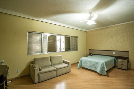 Casa à venda com 180m², 3 quartos e 5 vagas Casa à venda com 180m², 3 quartos e 5 vagasQuarto 3