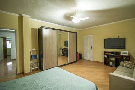 Casa à venda com 180m², 3 quartos e 5 vagas Casa à venda com 180m², 3 quartos e 5 vagasQuarto 3