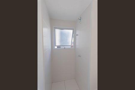 Banheiro de apartamento à venda com 2 quartos, 37m² em Parque São Jorge, Campinas