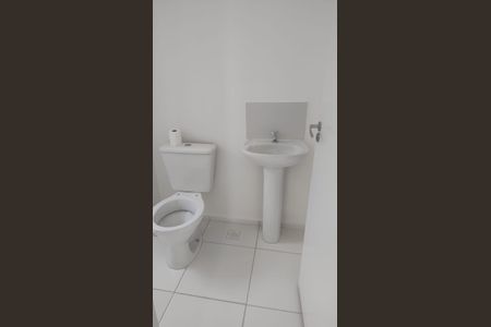Banheiro de apartamento à venda com 2 quartos, 37m² em Parque São Jorge, Campinas