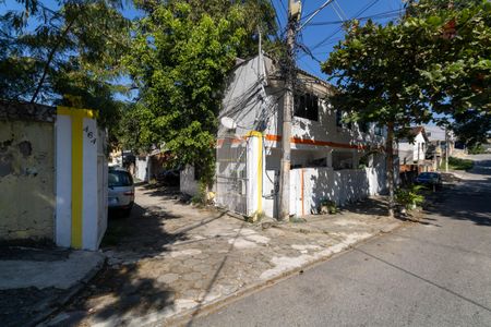 Casa para alugar com 210m², 3 quartos e 2 vagas Casa para alugar com 210m², 3 quartos e 2 vagasFachada