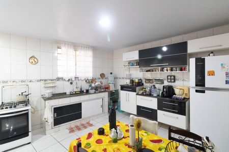 Casa para alugar com 210m², 3 quartos e 2 vagas Casa para alugar com 210m², 3 quartos e 2 vagasCozinha e Área de Serviço
