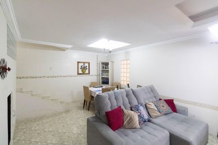 Sala de casa à venda com 3 quartos, 210m² em Campo Grande, Rio de Janeiro