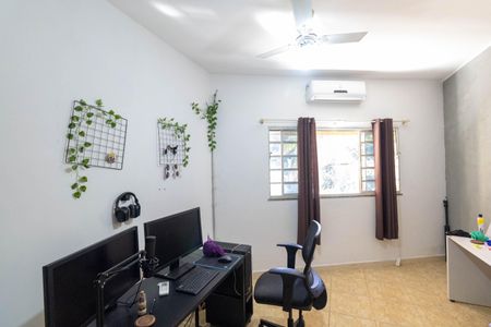 Casa para alugar com 210m², 3 quartos e 2 vagas Casa para alugar com 210m², 3 quartos e 2 vagasQuarto 2
