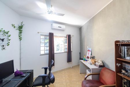 Quarto 2 de casa à venda com 3 quartos, 210m² em Campo Grande, Rio de Janeiro