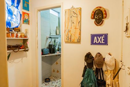 Apartamento à venda com 75m², 2 quartos e sem vaga Apartamento à venda com 75m², 2 quartos e sem vagaCorredor