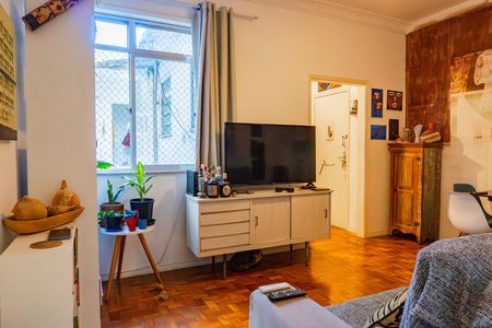Apartamento à venda com 75m², 2 quartos e sem vaga Apartamento à venda com 75m², 2 quartos e sem vagaSala