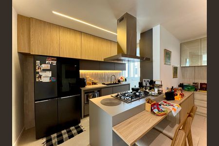 Apartamento à venda com 160m², 3 quartos e sem vaga