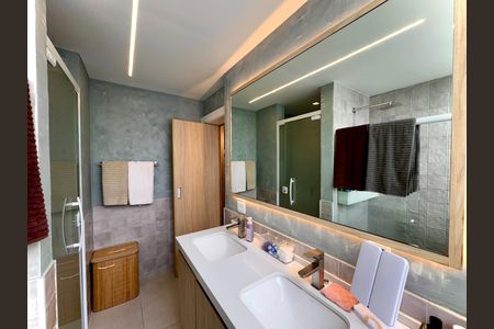 Apartamento à venda com 160m², 3 quartos e sem vaga