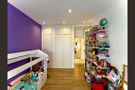 Apartamento à venda com 160m², 3 quartos e sem vaga