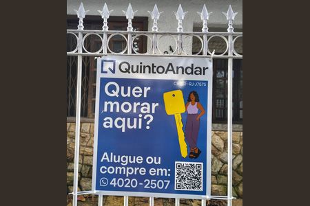 Casa de condomínio à venda com 135m², 3 quartos e 2 vagas Casa de condomínio à venda com 135m², 3 quartos e 2 vagasPlaca