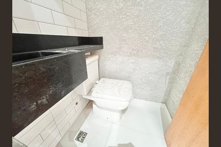 Casa à venda com 139m², 3 quartos e 2 vagas Casa à venda com 139m², 3 quartos e 2 vagasLavabo