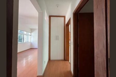 Sala de apartamento para alugar com 2 quartos, 68m² em Lapa de Baixo, São Paulo