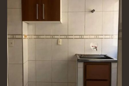 Cozinha e área de serviço de apartamento para alugar com 2 quartos, 68m² em Lapa de Baixo, São Paulo