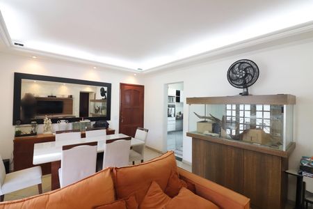 Apartamento à venda com 73m², 2 quartos e 1 vagaSala