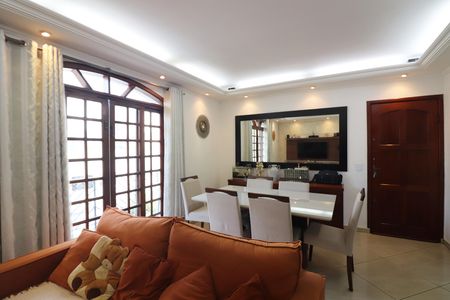 Apartamento à venda com 73m², 2 quartos e 1 vagaSala