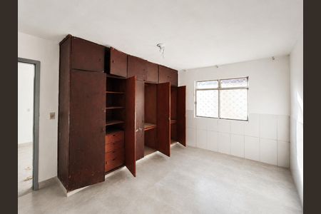Casa para alugar com 102m², 3 quartos e 2 vagas Casa para alugar com 102m², 3 quartos e 2 vagasQuarto