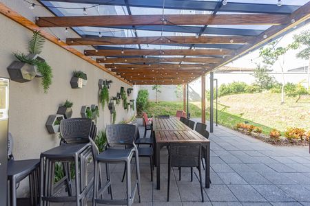 Apartamento para alugar com 46m², 2 quartos e 1 vagaÁrea comum - Churrasqueira