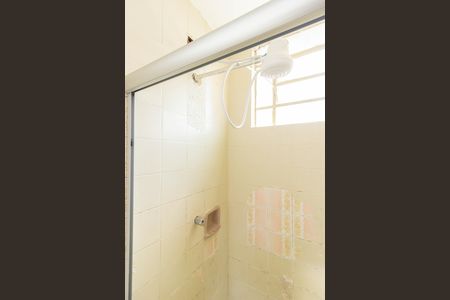 Casa à venda com 110m², 2 quartos e 2 vagas Casa à venda com 110m², 2 quartos e 2 vagasBanheiro