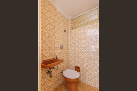 Casa à venda com 110m², 2 quartos e 2 vagas Casa à venda com 110m², 2 quartos e 2 vagasBanheiro