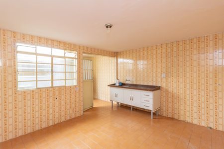 Casa à venda com 110m², 2 quartos e 2 vagas Casa à venda com 110m², 2 quartos e 2 vagasCozinha