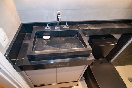 Apartamento à venda com 60m², 2 quartos e 1 vagaBanheiro Quarto 2 - Suíte
