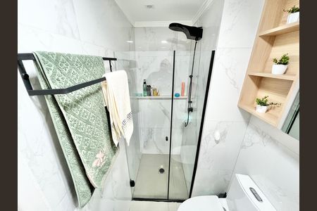 Apartamento para alugar com 43m², 2 quartos e sem vaga Apartamento para alugar com 43m², 2 quartos e sem vagaBanheiro