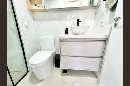 Apartamento para alugar com 43m², 2 quartos e sem vaga Apartamento para alugar com 43m², 2 quartos e sem vagaBanheiro