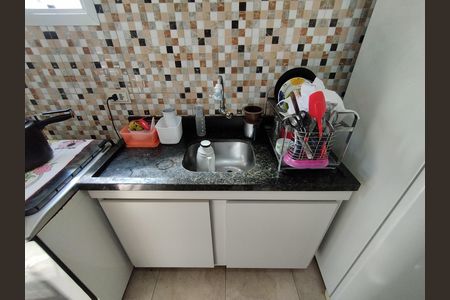 Apartamento para alugar com 36m², 2 quartos e 1 vaga Apartamento para alugar com 36m², 2 quartos e 1 vagaCozinha - Armários