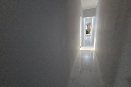 Casa para alugar com 100m², 3 quartos e 2 vagas Casa para alugar com 100m², 3 quartos e 2 vagasCorredor