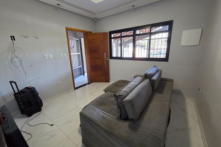 Casa para alugar com 100m², 3 quartos e 2 vagas Casa para alugar com 100m², 3 quartos e 2 vagasSala