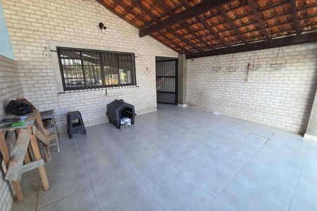 Casa para alugar com 100m², 3 quartos e 2 vagas Casa para alugar com 100m², 3 quartos e 2 vagasGaragem