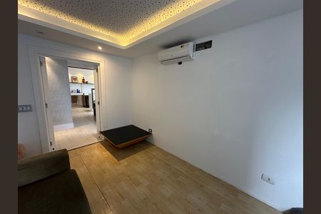 Apartamento para alugar com 230m², 4 quartos e 2 vagas Apartamento para alugar com 230m², 4 quartos e 2 vagasQuarto 4