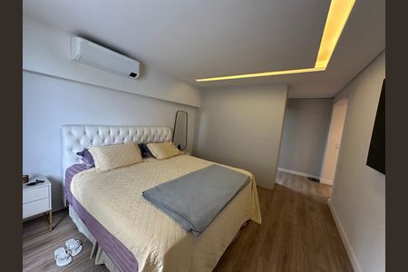 Apartamento para alugar com 230m², 4 quartos e 2 vagas Apartamento para alugar com 230m², 4 quartos e 2 vagasSuíte