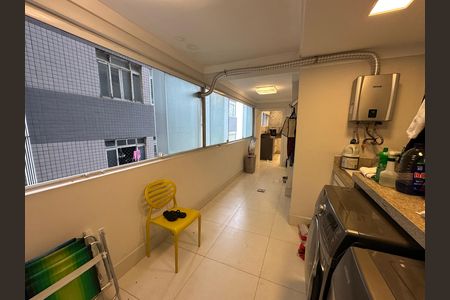 Área de Serviço de apartamento para alugar com 4 quartos, 230m² em Itararé, São Vicente