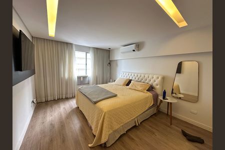 Apartamento para alugar com 230m², 4 quartos e 2 vagas Apartamento para alugar com 230m², 4 quartos e 2 vagasSuíte
