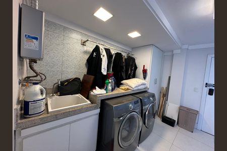 Apartamento para alugar com 230m², 4 quartos e 2 vagas Apartamento para alugar com 230m², 4 quartos e 2 vagasÁrea de Serviço